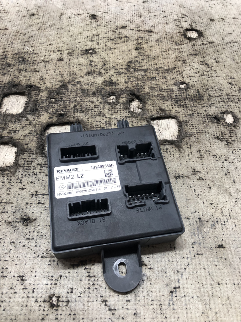 Modul Management Dacia Duster 1.6 Benzina 2019, 231A09335R