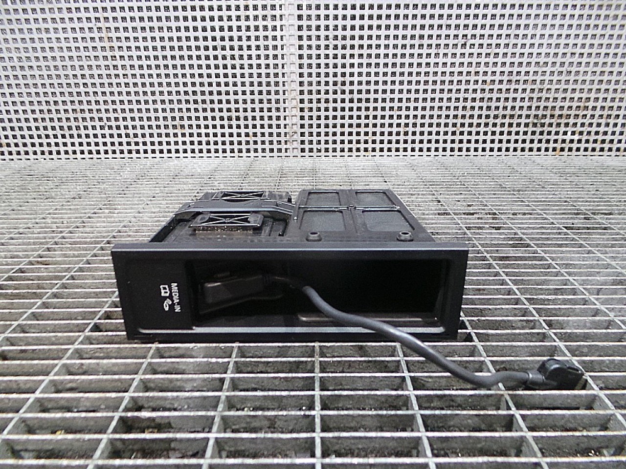 MODUL MEDIA-IN VW GOLF VI GOLF VI - - (2008 2012)