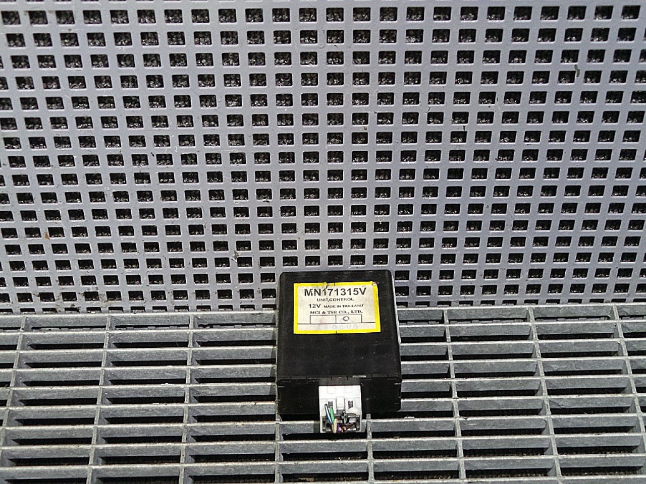 MODUL MITSUBISHI L200 L200 - - (2006 2010)