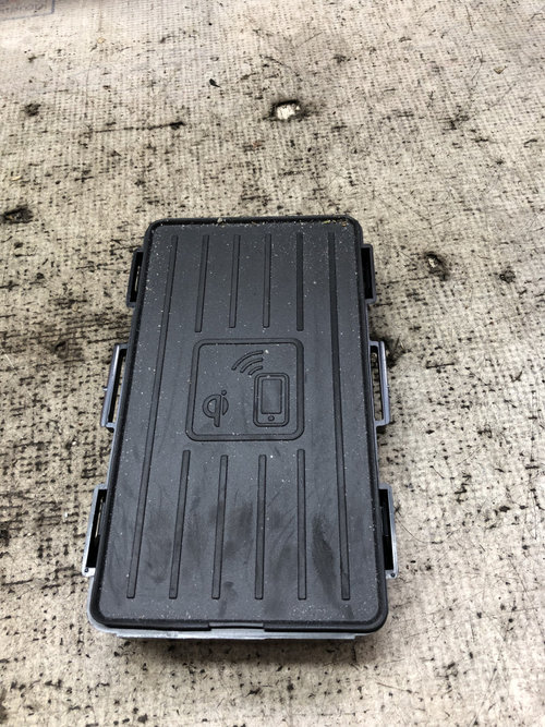 Modul Încărcător Wireless Seat ATECA 2018 1.5 Benzina 2021
