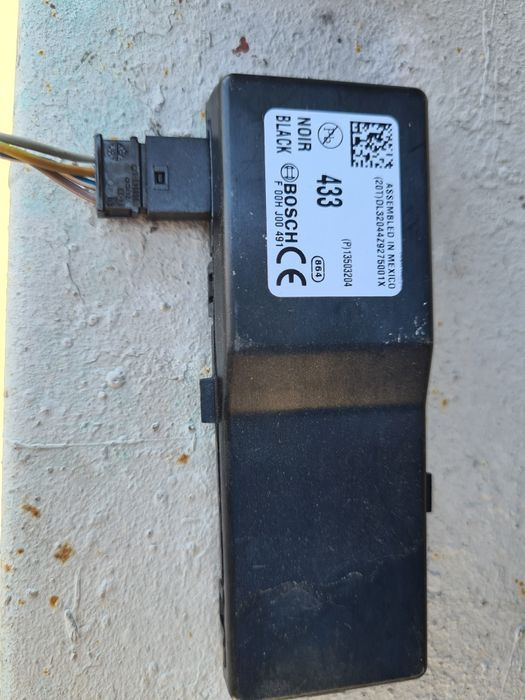 Modul închidere centralizata 13503204 Opel Corsa E