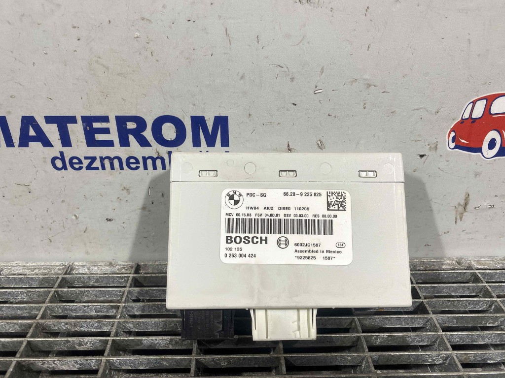 MODUL PARKTRONIC BMW SERIA 3 E 90 - - (2007 2012)