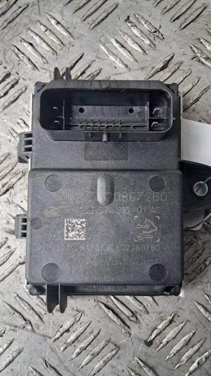 Modul pompa benzina Opel Astra J an 2011 cod 20867260
