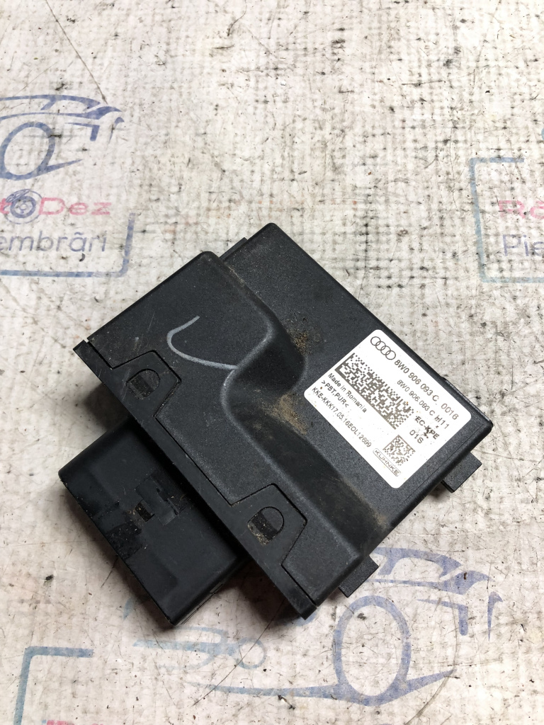 Modul pompa combustibil Audi A4 B9 2018, 8W0906093C
