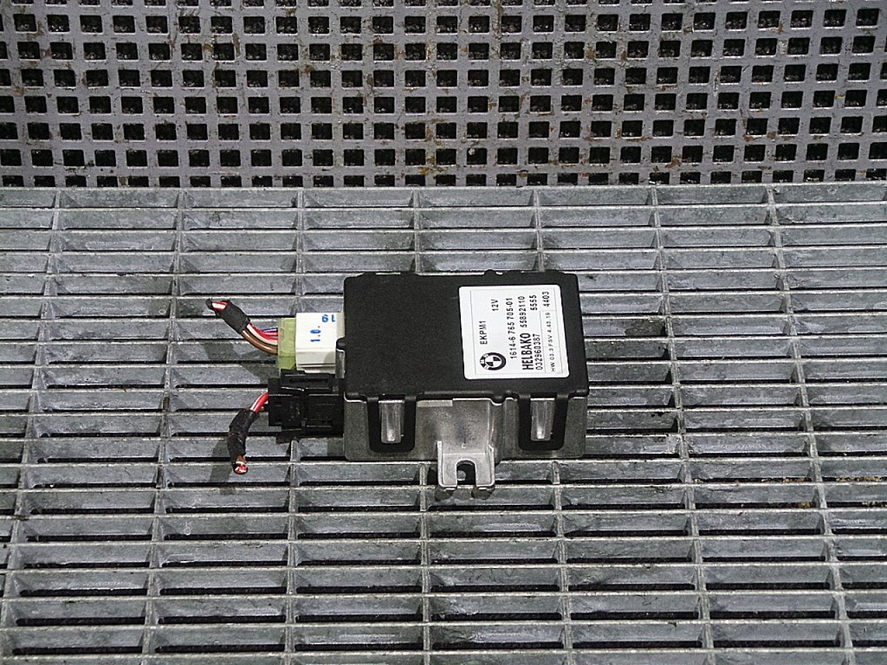 MODUL POMPA COMBUSTIBIL BMW SERIA 5 E 60 SERIA 5 E 60 - - (2004 2007)