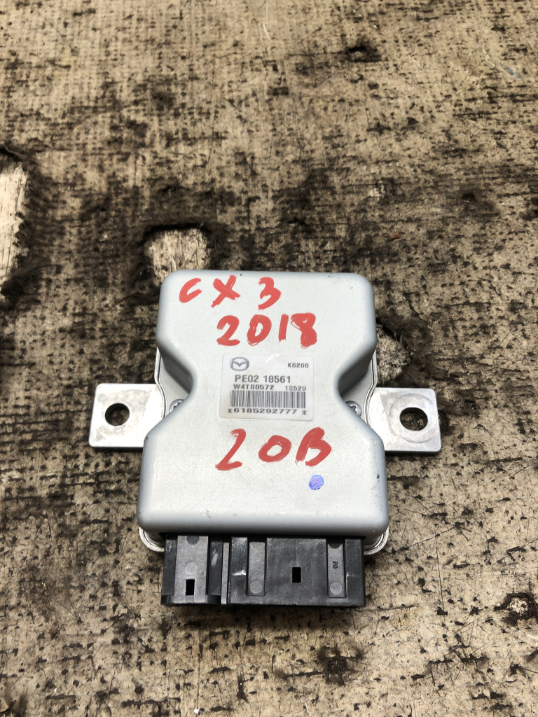 Modul pompa combustibil Mazda CX-3 2.0 Benzina 2018, PE0218561