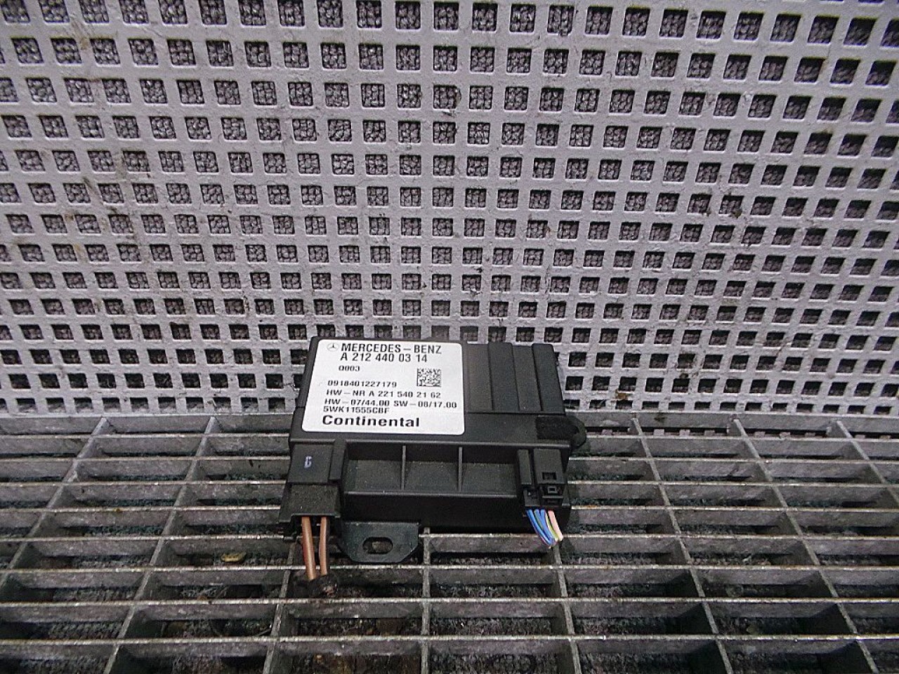 MODUL POMPA COMBUSTIBIL MERCEDES C-CLASS - - (2007 2011)