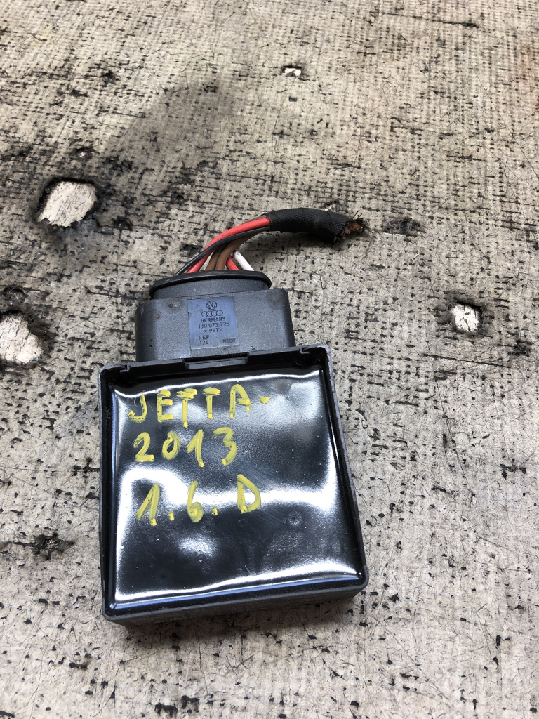 Modul pompa combustibil Volkswagen Jetta 1.6 Motorina 2013, 5Q0906121F