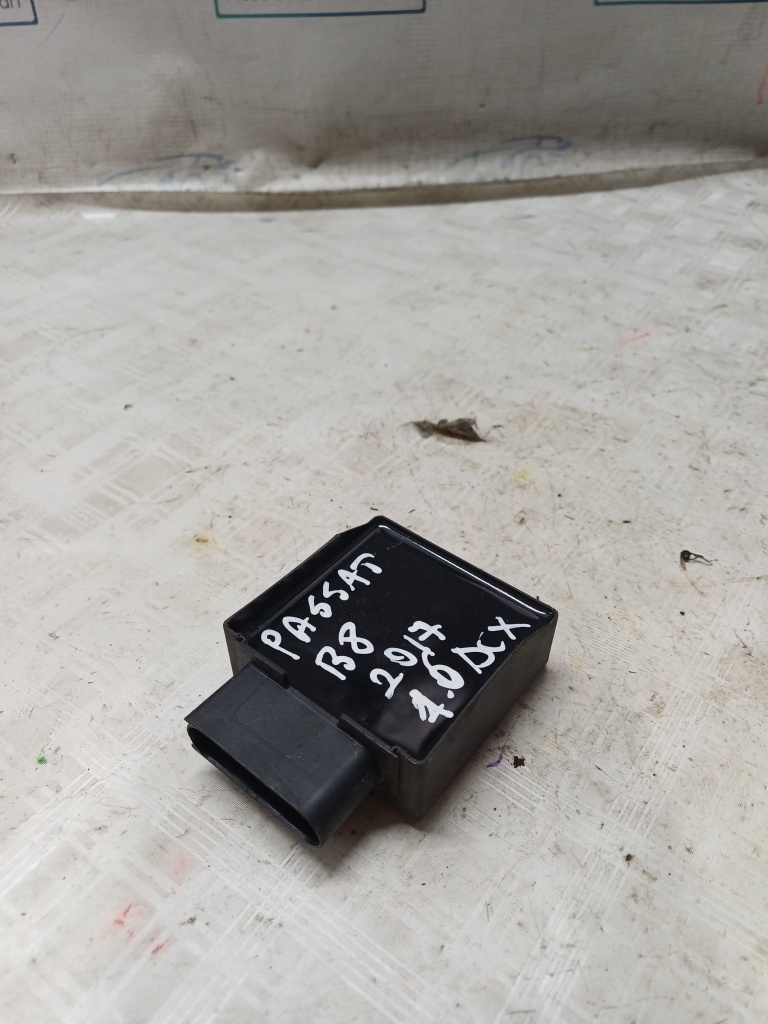Modul pompa combustibil Volkswagen Passat B8 Break 1.6 Motorina 2017, 5Q0906121M