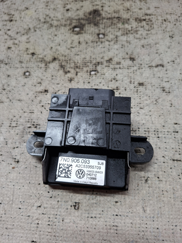 Modul pompa combustibil Volkswagen Sharan 2.0 Motorina 2012, 7N0906093