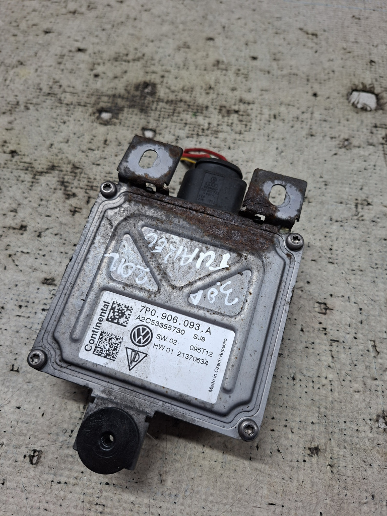 Modul pompa combustibil Volkswagen Touareg 3.0 Motorina 2012, 7P0906093A