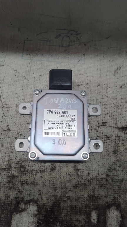 Modul Pompa Ulei Volkswagen Touareg 3.0 Motorina 2012, 7P0927601