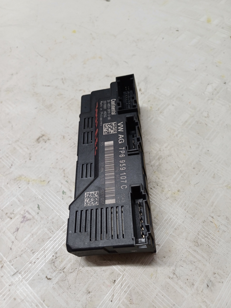 Modul portbagaj Volkswagen Touareg - Motorina 2012, 7P6959107C