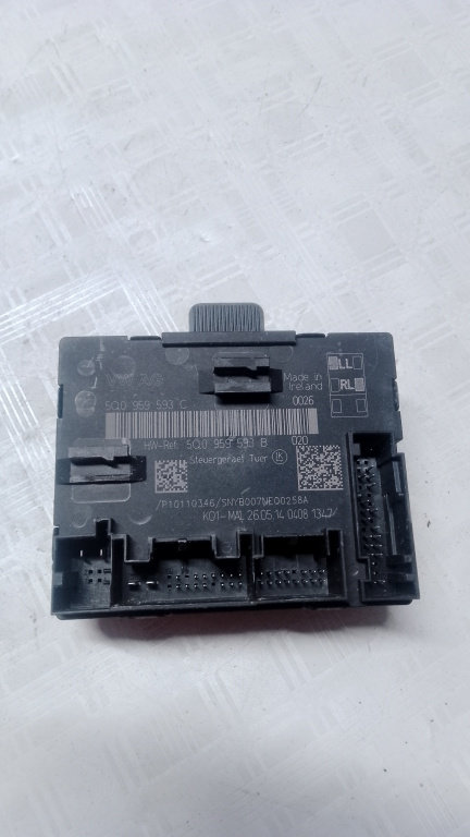 Modul Portiera Dreapta Fata Audi A3 8V Cabrio - Motorina 2017, 5Q0959593C