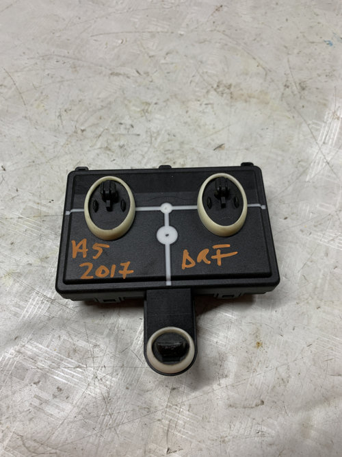 Modul Portiera Dreapta Fata Audi A5 2.0 Motorina 2017, 8W0959593E