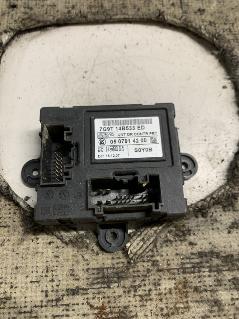 Modul Portiera Dreapta Fata Land Rover Freelander 2 - Motorina 2007, 7G9T14B533ED