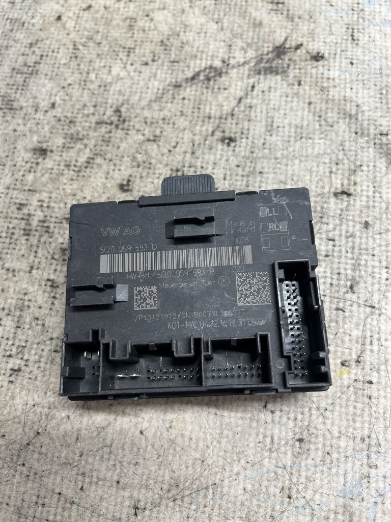 Modul Portiera Dreapta Fata Volkswagen Passat B8 2016, 5Q0959593D