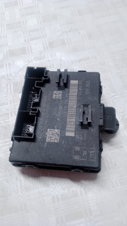 Modul Portiera Dreapta Spate Audi A3 8Y - Motorina 2021, 5Q0959595K