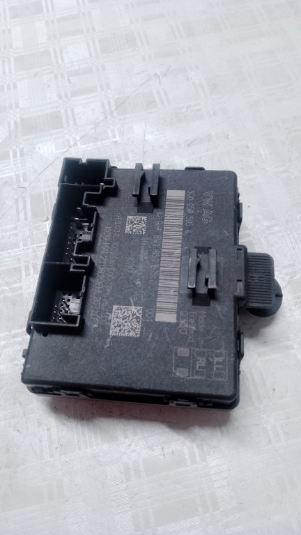 Modul Portiera Dreapta Spate Audi A3 8Y - Motorina 2021, 5Q0959595K