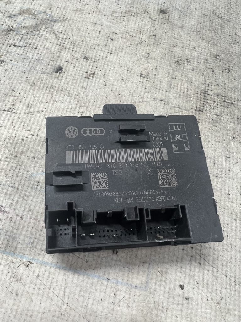 Modul Portiera Dreapta Spate Audi A4 B8 Berlina 2014, 8T0959795Q