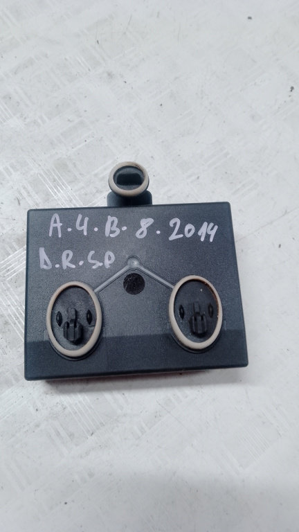 Modul Portiera Dreapta Spate Audi A4 B8 - Motorina 2014, 8T0959795Q