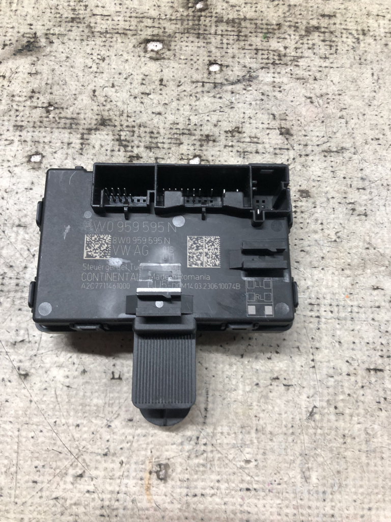 Modul Portiera Dreapta Spate Audi A4 B9 Break - Motorina 2023, 8W0959595N