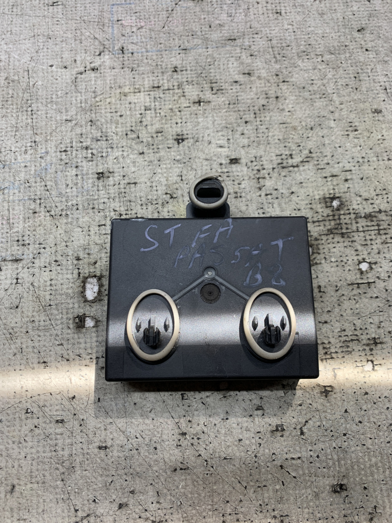 Modul Portiera Stanga Fata Volkswagen Passat B8 - Motorina 2016, 5Q0959592B
