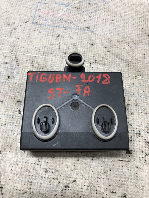 Modul Portiera Stanga Fata Volkswagen Tiguan 2.0 Motorina 2018, 5Q0959592E