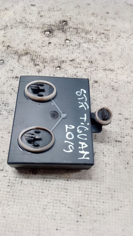 Modul Portiera Stanga Fata Volkswagen Tiguan - Motorina 2019, 5Q0959593E