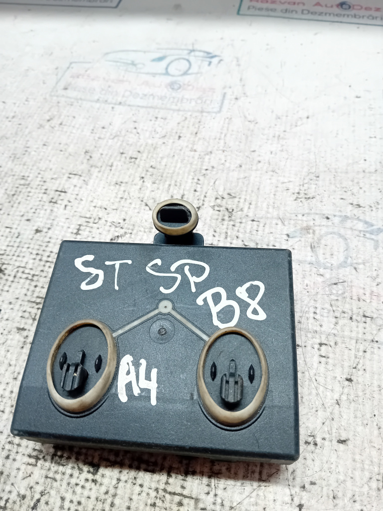 Modul Portiera Stanga Spate Audi A4 B8 2008, 8K0959795A