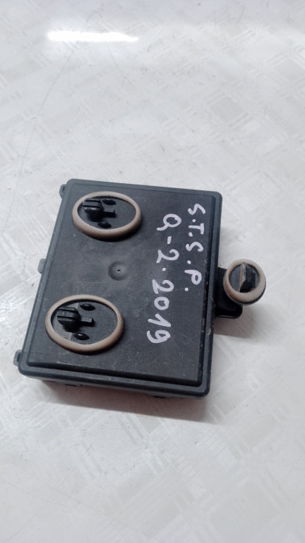 Modul Portiera Stanga Spate Audi Q2 - Motorina 2019, 8W1959595D