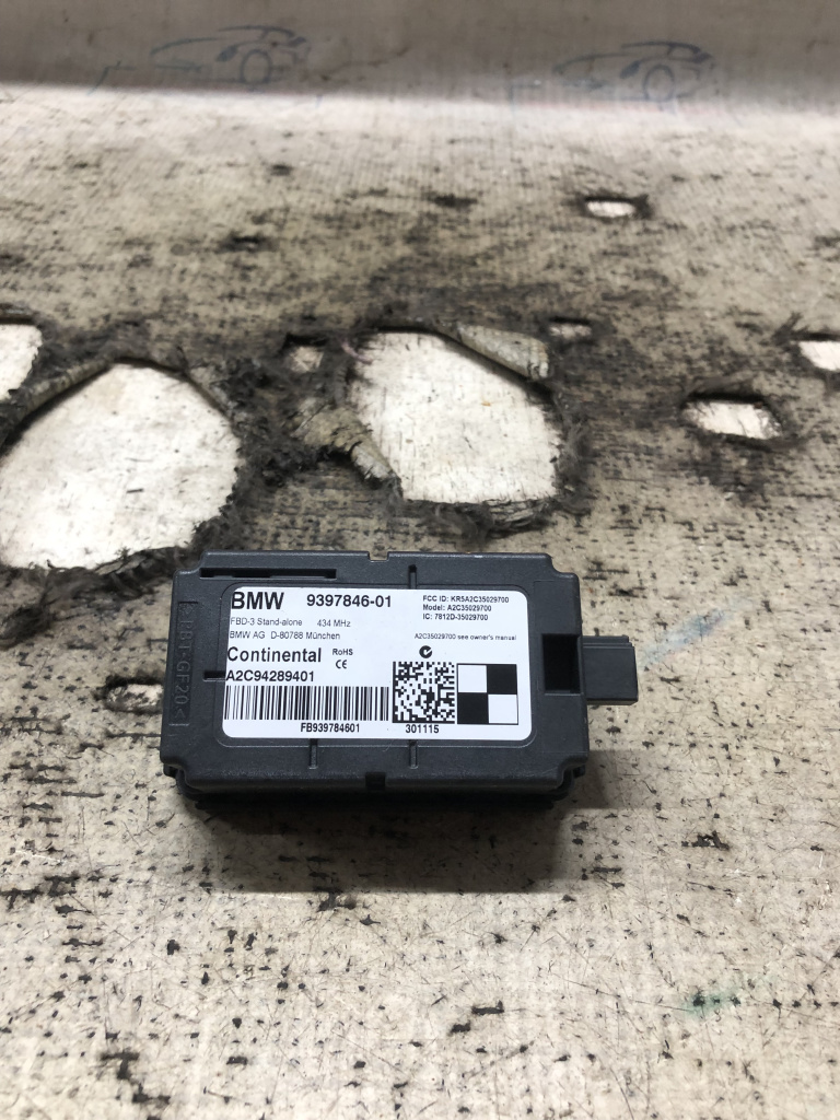 Modul radio BMW Seria 2 F46 1.5 Benzina 2016, 939784601