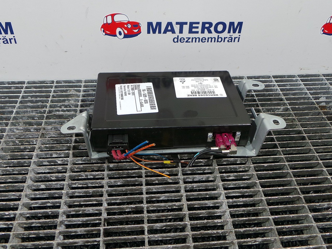 MODUL RADIO MERCEDES E-CLASS 2.2 CDI - (2009 2013)