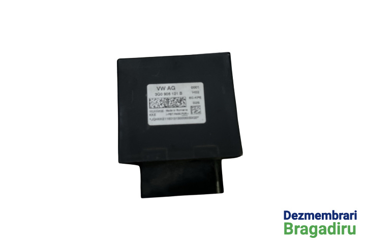 Modul releu pompa combustibil Cod: 3Q0906121B Skoda Octavia 3 [2013 - 2017] Combi wagon 5-usi 1.6 TDI DSG (110 hp) Cod motor: CXXB, Cod cutie: RER, Cod culoare: LF8H-4K4K