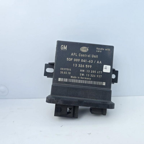 Modul senzor parcare Opel Astra J 2009-2012 13334227