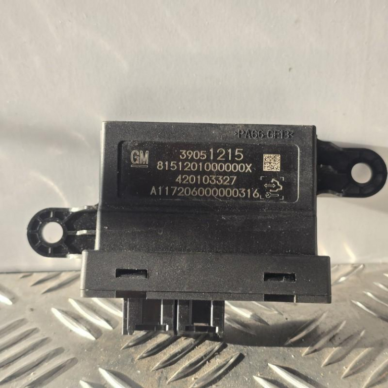 Modul senzor parcare Opel Astra K facelift 2019 2021 39051215