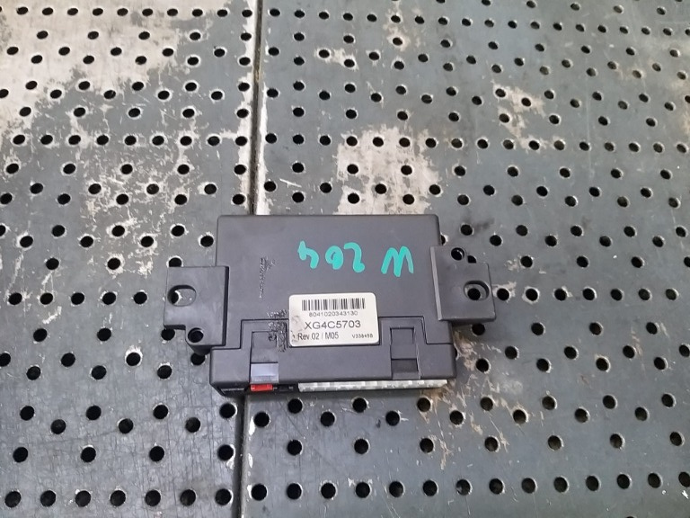 Modul senzori alarma mercedes c class w204 xg4c5703