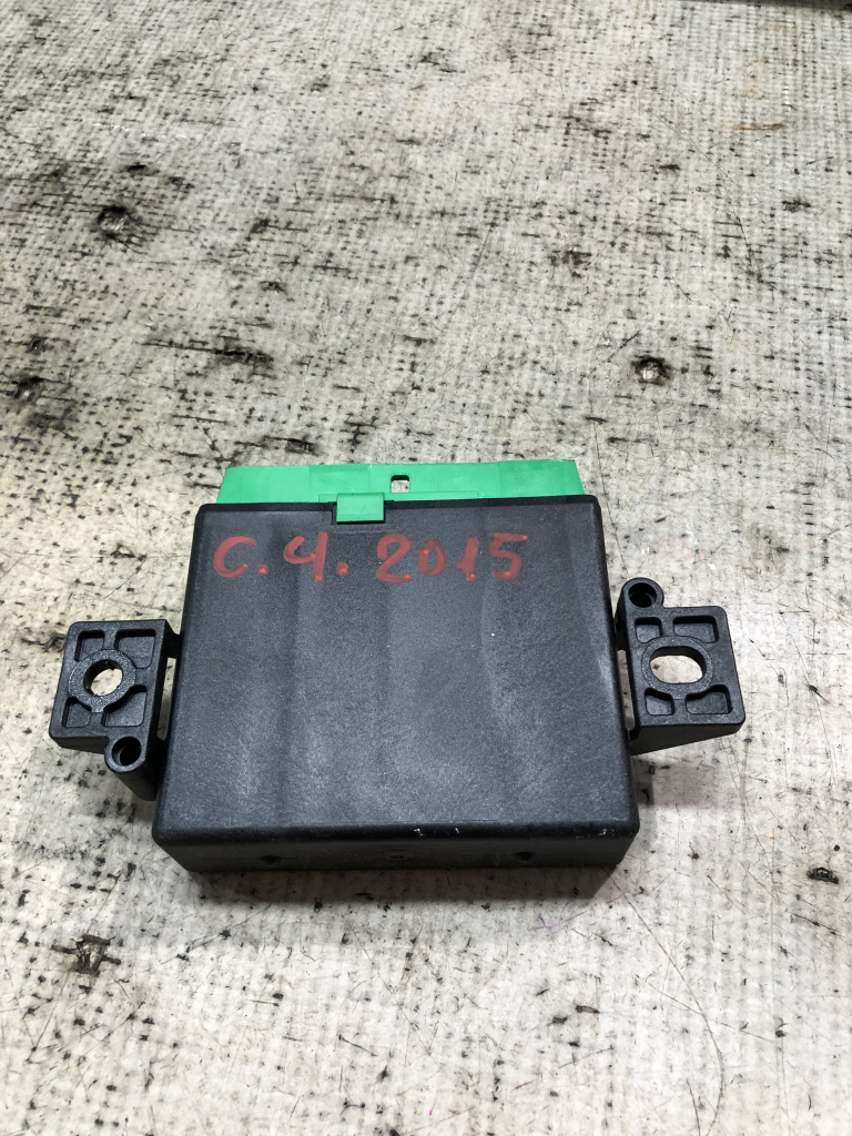 Modul Senzori Parcare Citroen C4 Grand Picasso 2015, 9812049080