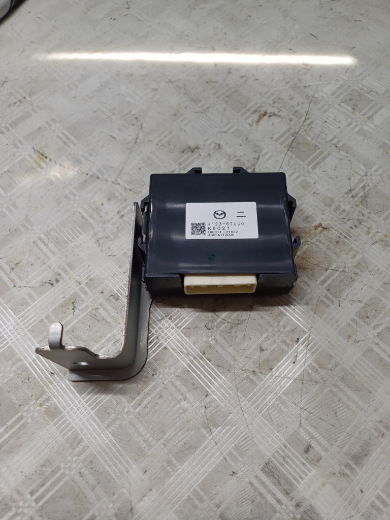 Modul Senzori Parcare Mazda CX-5 2.2 Motorina 2018, K12367UU0