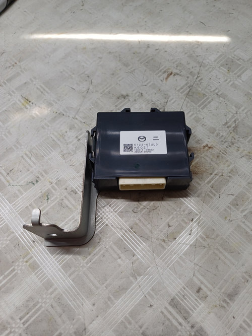 Modul Senzori Parcare Mazda CX-5 2.2 Motorina 2018, K12367UU0
