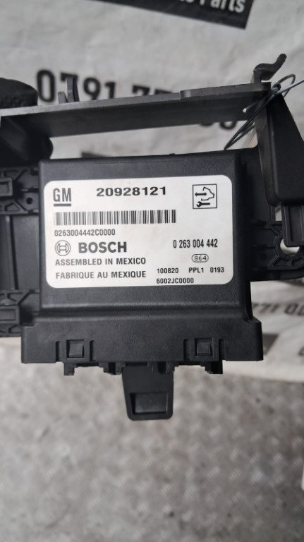 Modul senzori parcare Opel Astra J an 2011 cod 20928121 / 0263004442