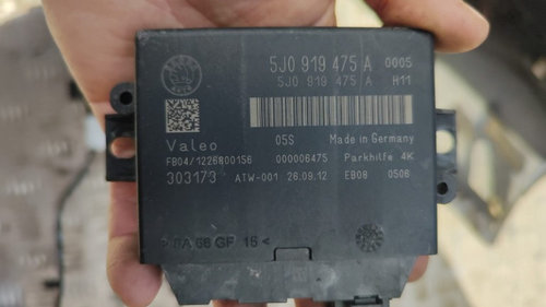 Modul senzori parcare Skoda Superb 2.0 TDI 140 Cp / 103Kw cod motor CLJ ,an 2013 cod 5J0919475A