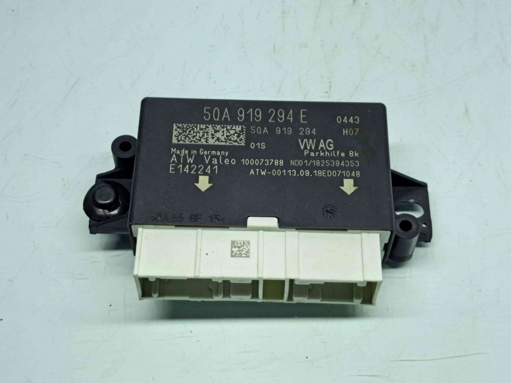 Modul senzori parcare Volkswagen Passat B8 Variant (3G5) [Fabr 2015-prezent] 5QA919294E
