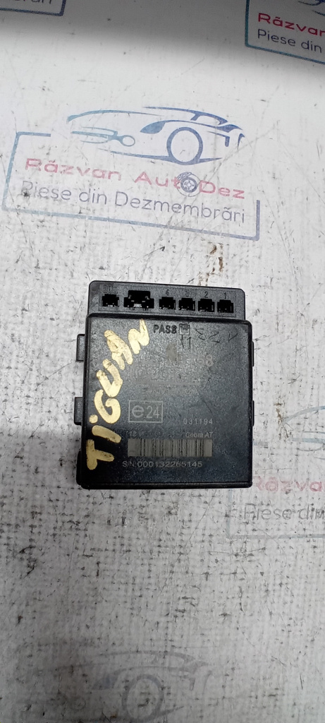 Modul Senzori Parcare Volkswagen Tiguan 2008, 4M0158A3A