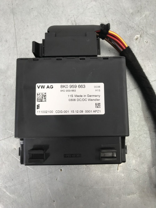 Modul stabilizator tensiune Audi A3 Sportback 1.6 TDI Manual, 105cp sedan 2010 (8K0959663)
