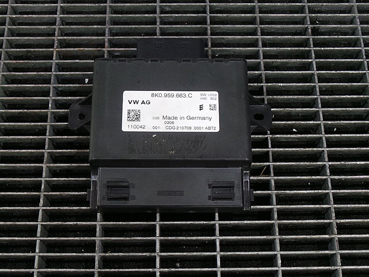 MODUL STABILIZATOR TENSIUNE AUDI A8 - - (2010 2013)