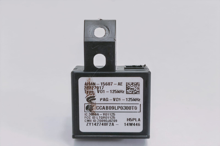 Modul start stop AH4N15607AE / 28227917 Volvo V40 2 [2012 - 2016]