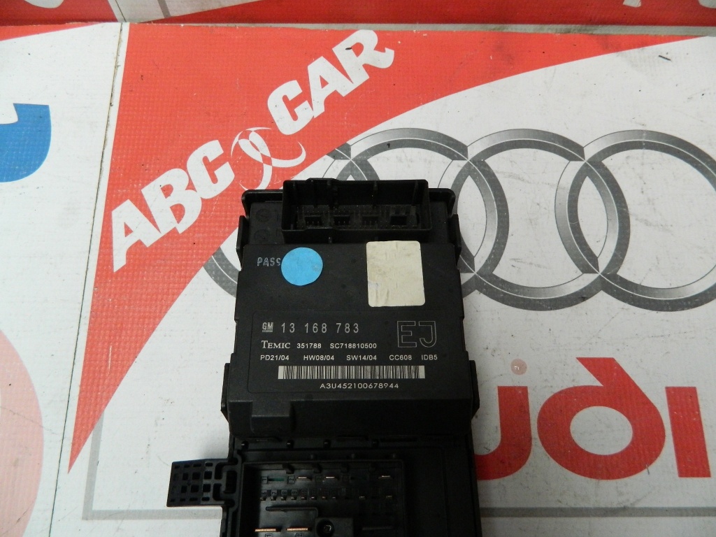 Modul tablou sigurante Opel Vectra C COD:13168783EJ