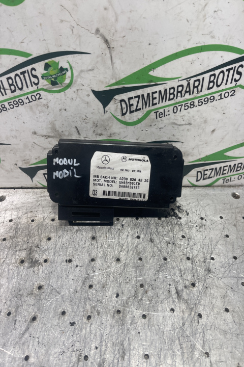 Modul telefon A230 820 42 26 Mercedes-Benz C-Class W203/S203/CL203 [2000 - 2004] Sedan 4-usi C220 CDI MT (143 hp)