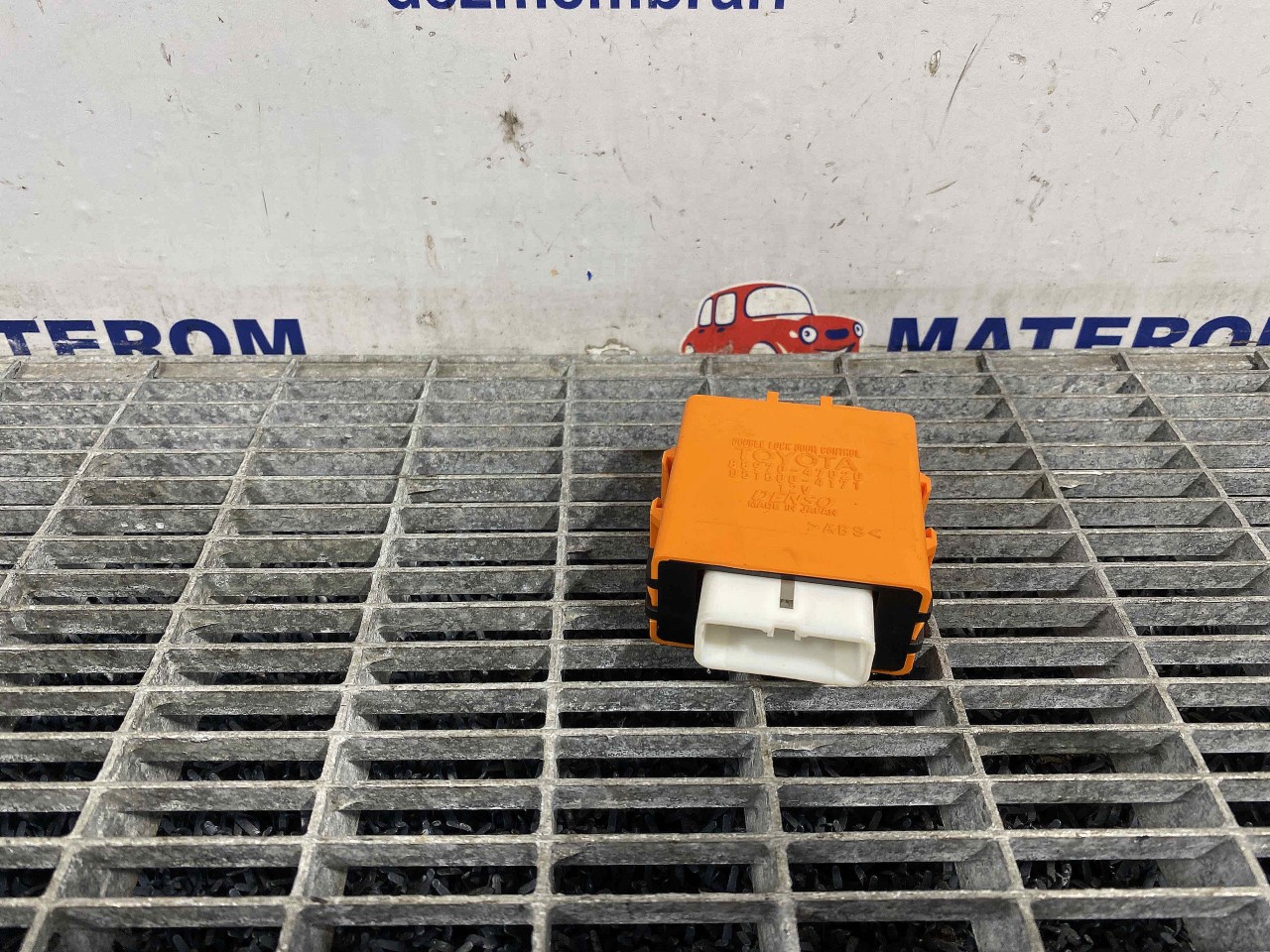 MODUL TOYOTA PRIUS - - (2009 2015)